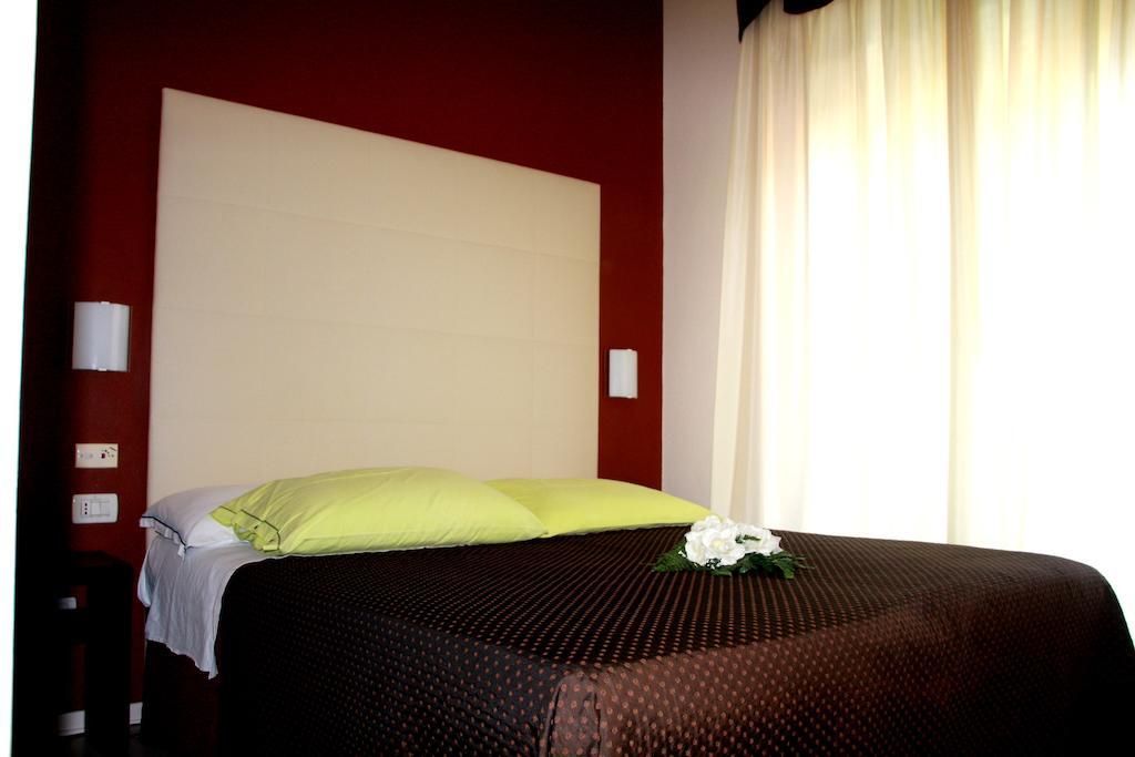 Hotel Monica Cervia Pokoj fotografie