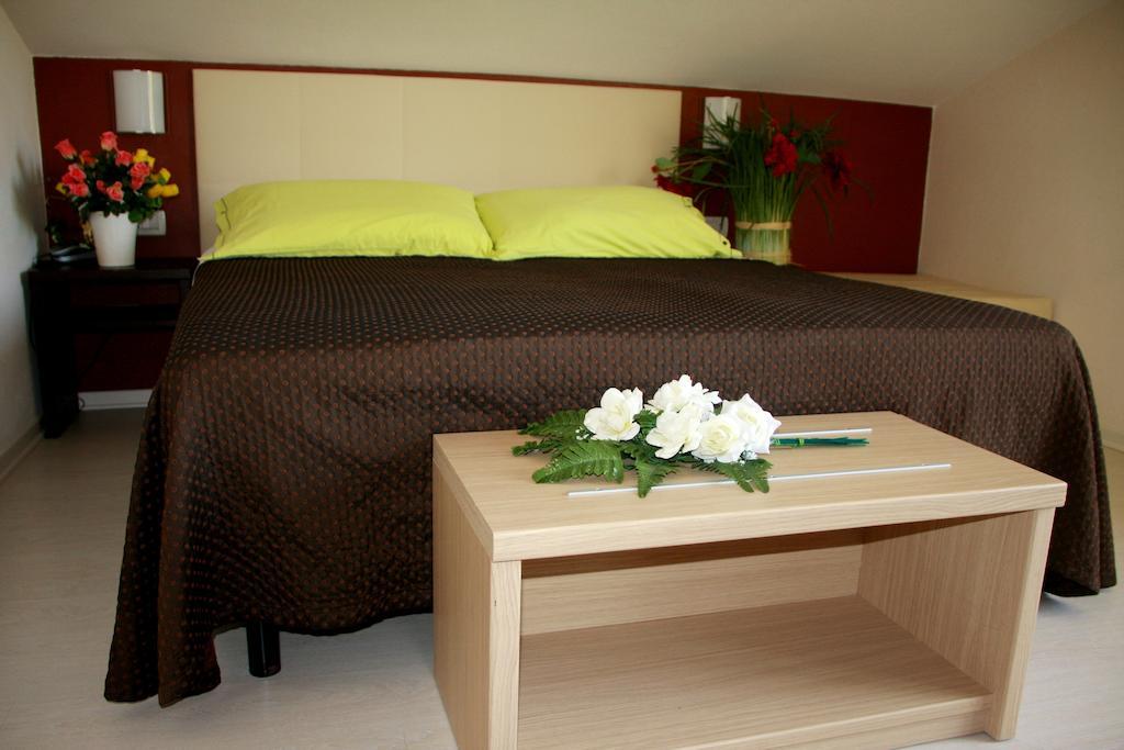 Hotel Monica Cervia Pokoj fotografie