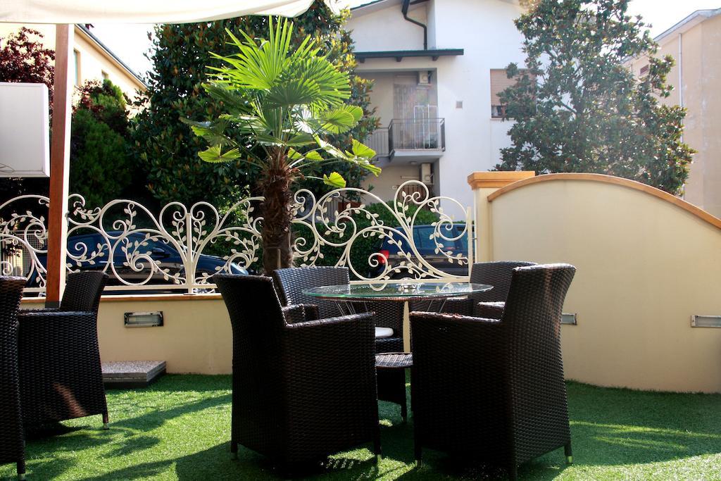 Hotel Monica Cervia Exteriér fotografie